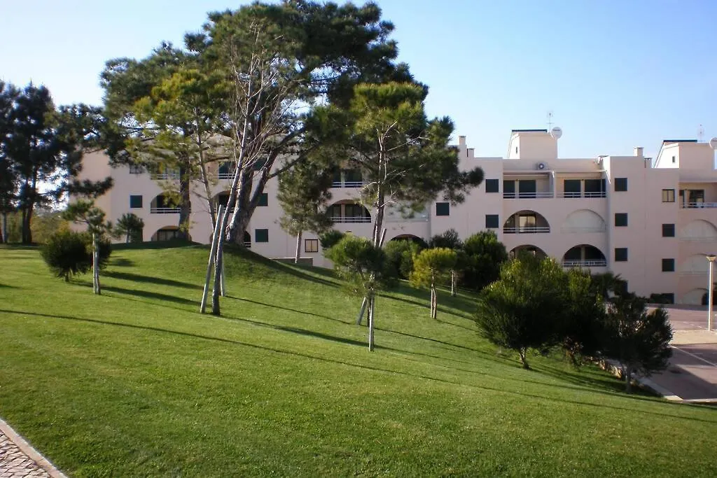 Salgados Village Apartment Guia