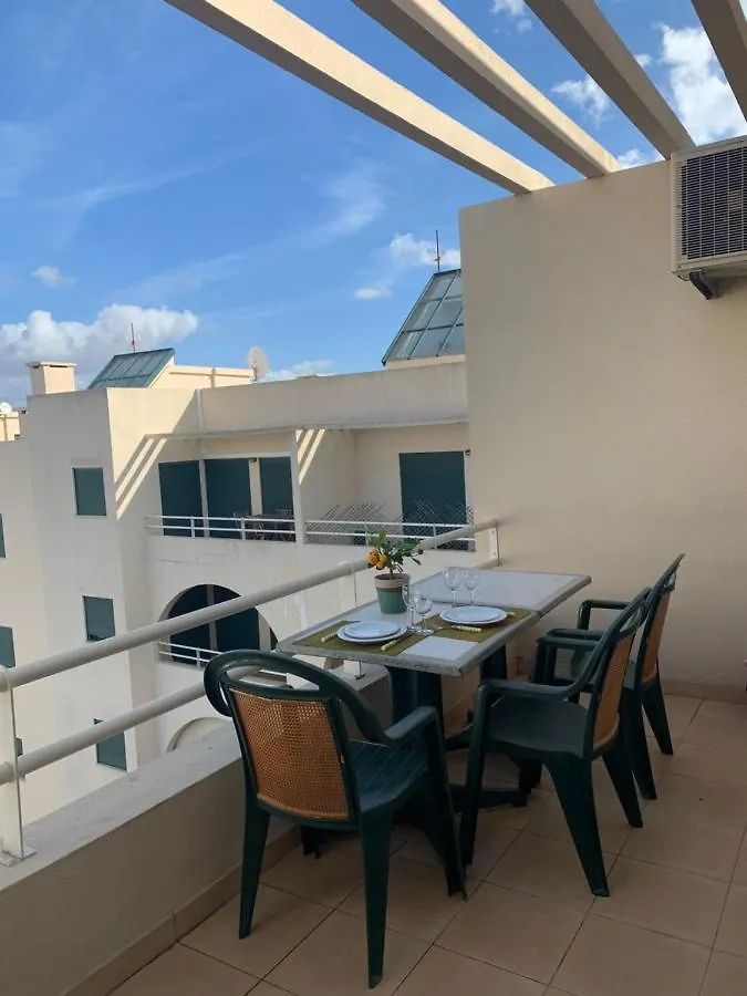 Salgados Village Apartment Guia