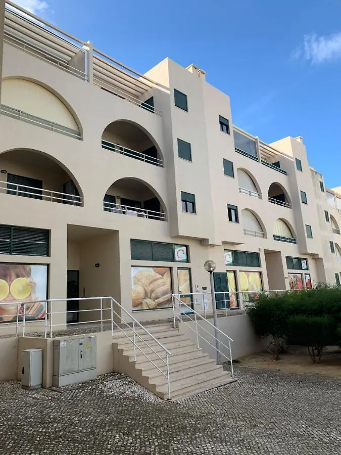 Salgados Village Apartment Guia